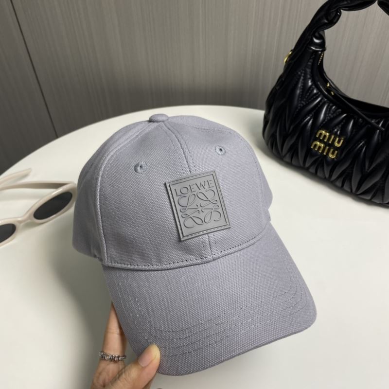 Loewe Caps